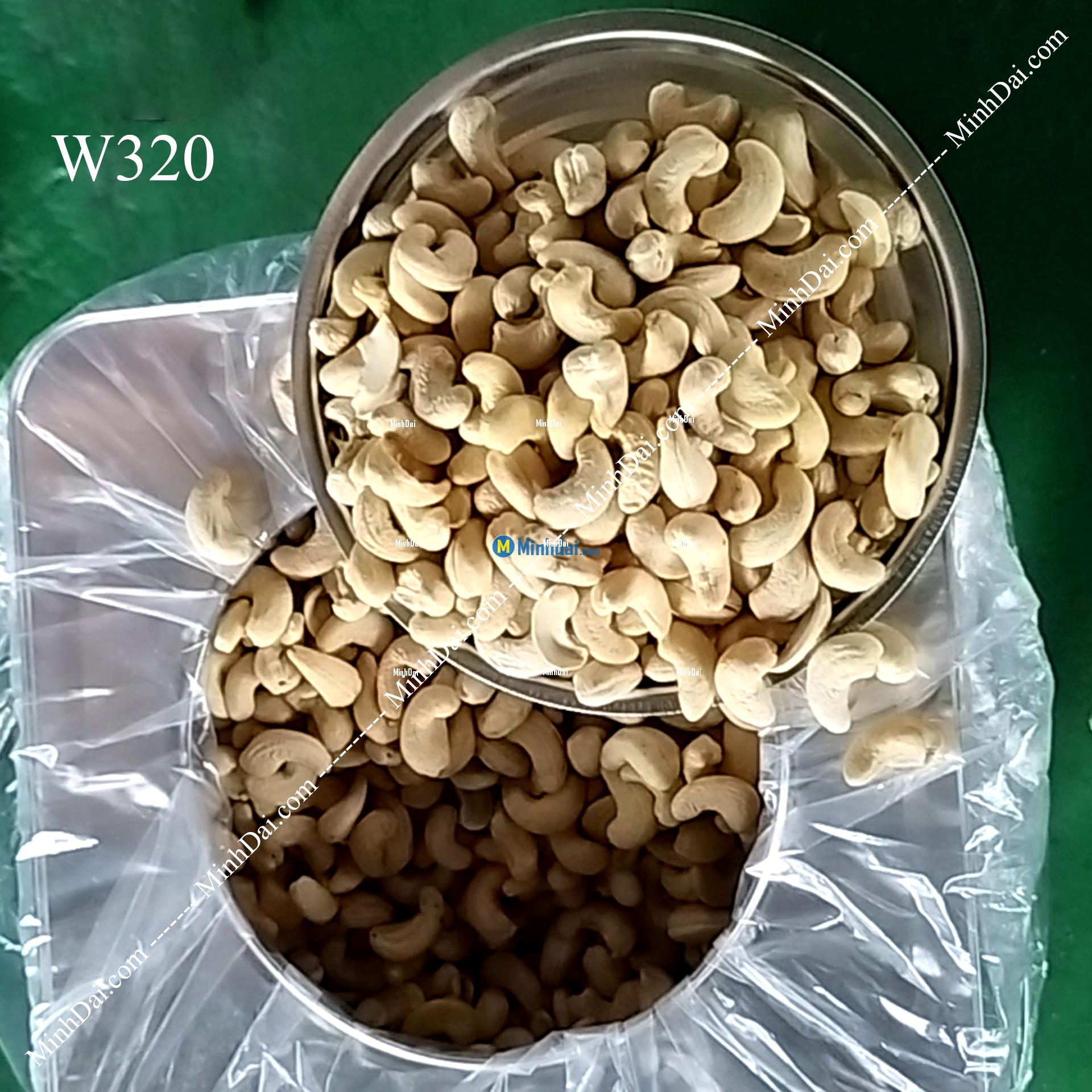 W320 - Whole white cashews from Vietnam