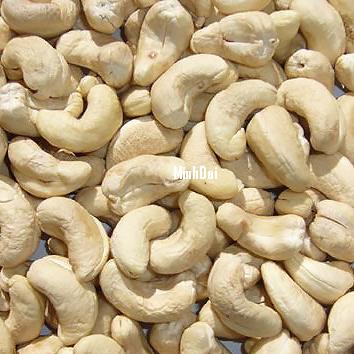 LBW240 Light Blemished Wholes Cashew from Vietnam LBW240 Light Blemished Wholes Cashew from Vietnam