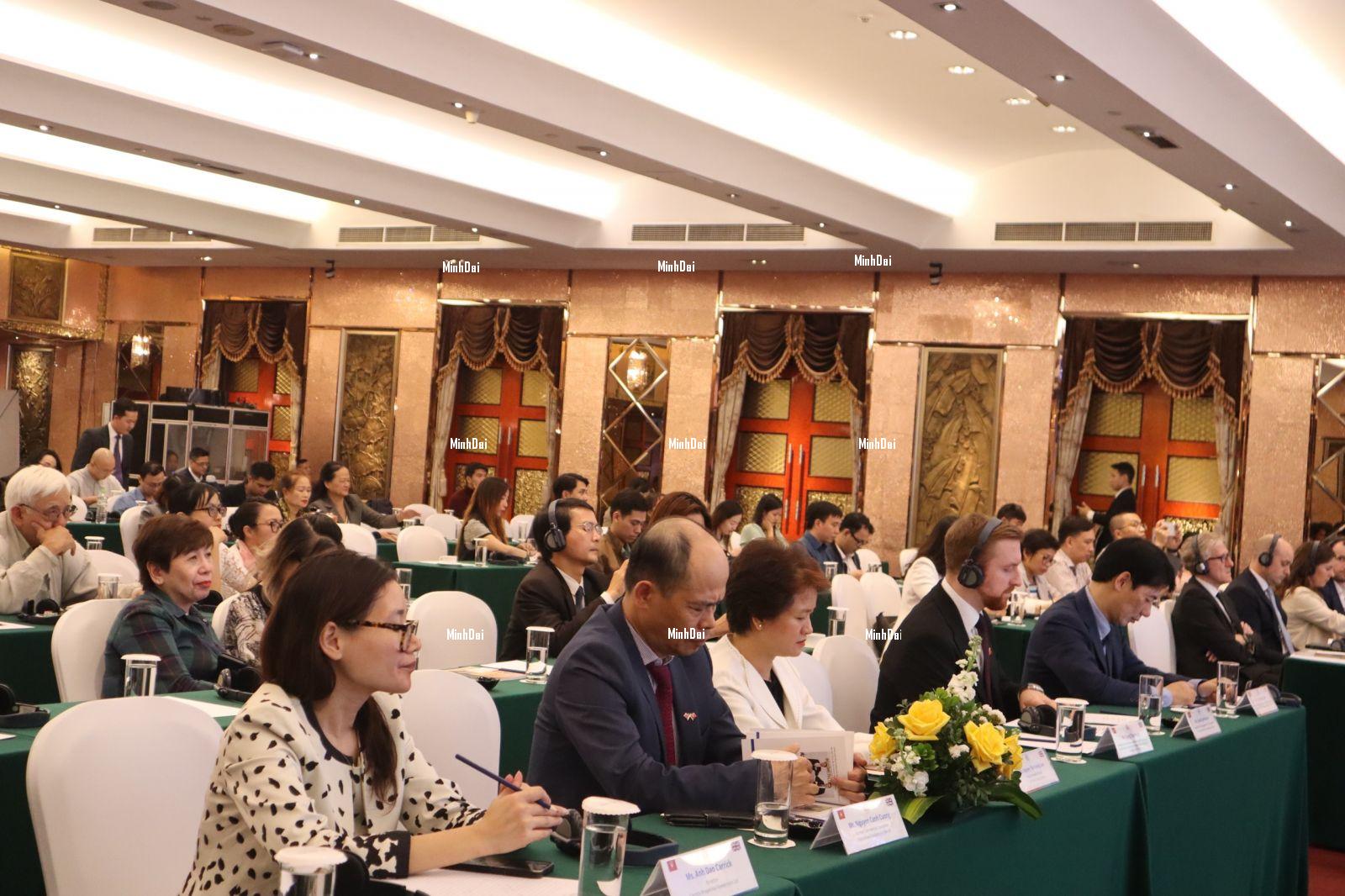 Diễn đàn doanh nghiệp Việt Nam – Vương quốc Anh năm 2023: Tăng thêm dư địa và tìm kiếm cơ hội hợp tác mới Diễn đàn doanh nghiệp Việt Nam – Vương quốc Anh năm 2023: Tăng thêm dư địa và tìm kiếm cơ hội hợp tác mới