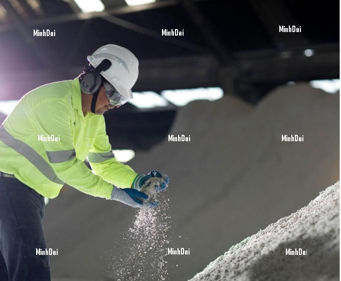 Fertilizer prices reach a record high Fertilizer prices reach a record high