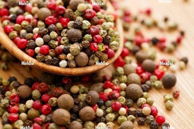 Pepper prices on 05/05/2024: Soaring, reaching VND 104,000/kg